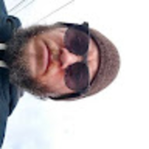 Meet your Posher, Guillermo - Picture 1 of 1